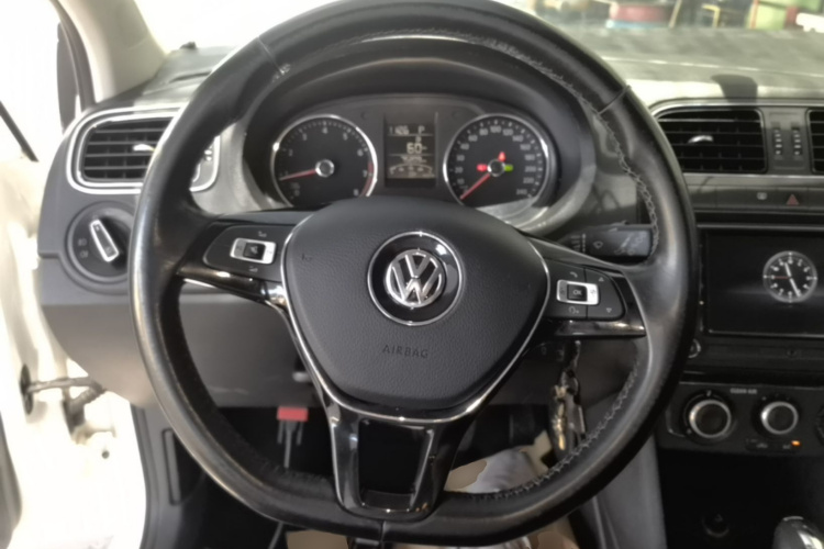 Volkswagen Polo 2017 #15 Volkswagen Polo 2017 صورة سيارة #15