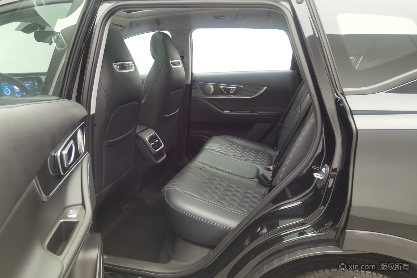 Chery Tiggo 7 Plus 2025 #16 Chery Tiggo 7 Plus 2025 car image #16