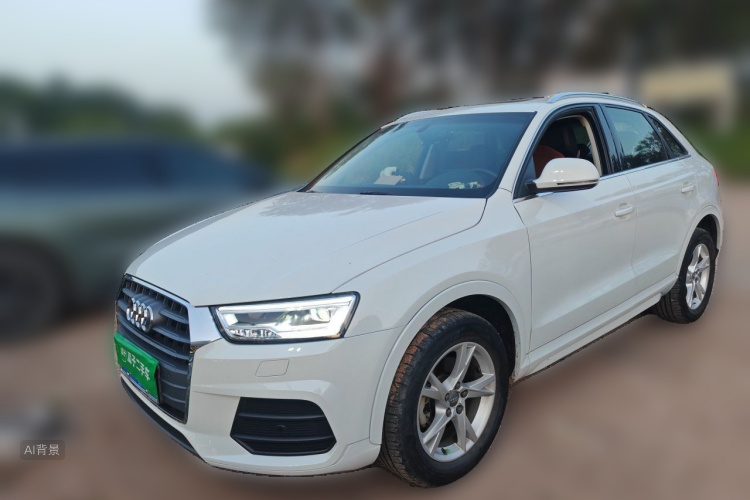 Audi Q3 2019 car image #2
