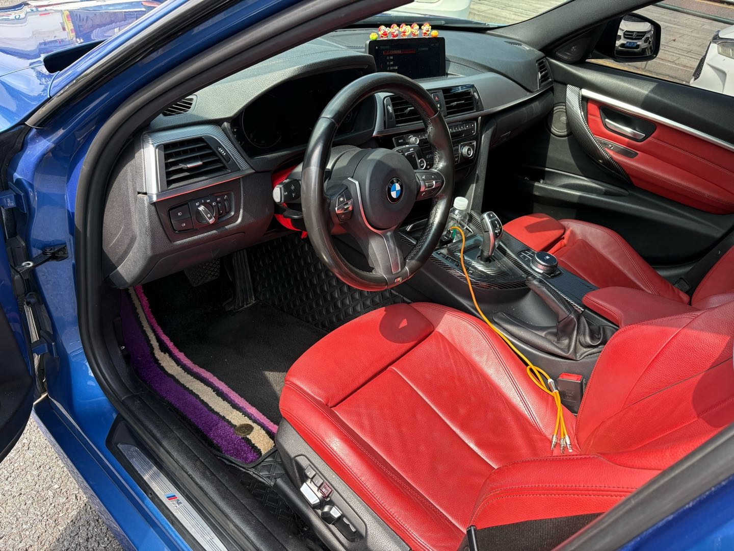 BMW 3 Series 2018 car image #6