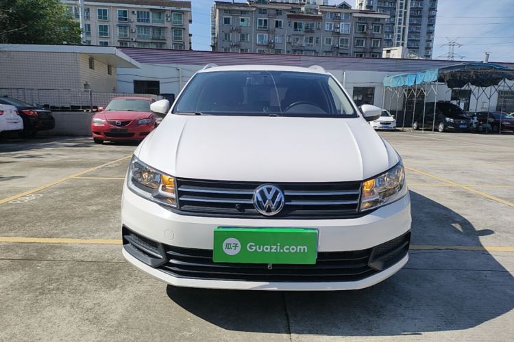 Volkswagen Santana 2021 car image #3