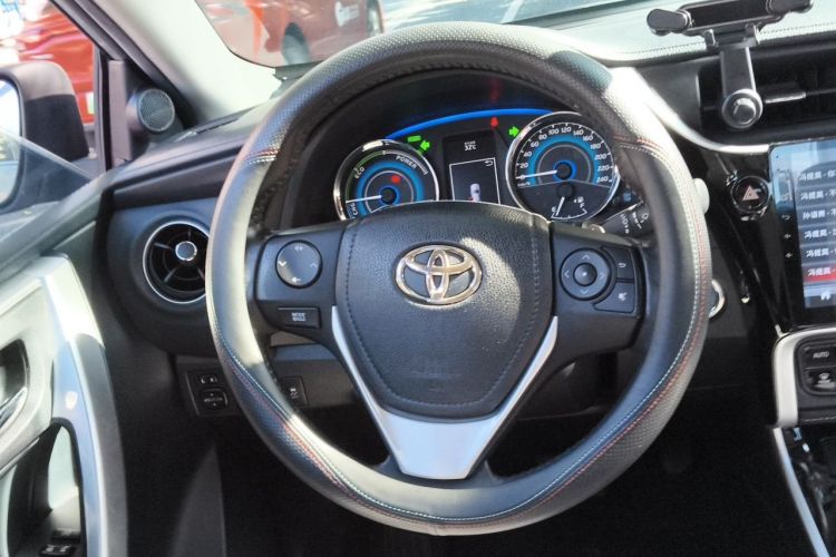 Toyota Corolla 2017 car image #11
