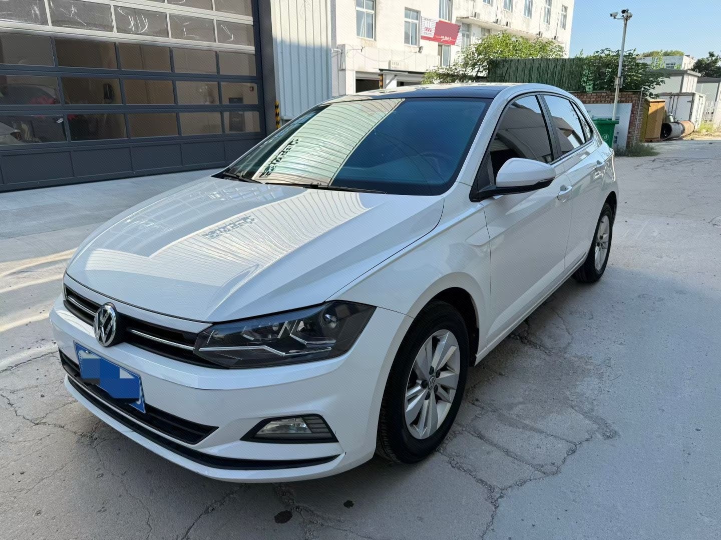 Volkswagen Polo 2021 car image 