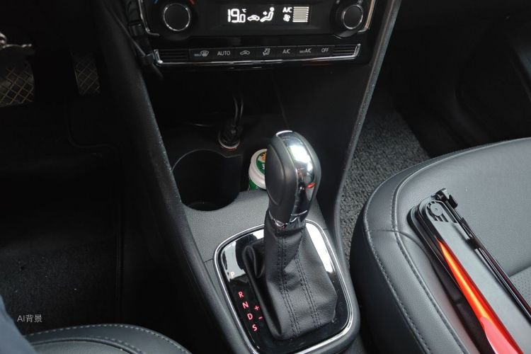 Volkswagen Polo 2015 #16 Volkswagen Polo 2015 car image #16
