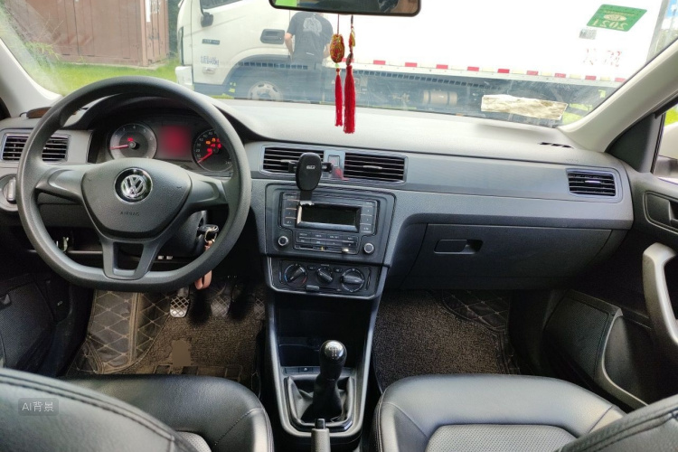 Volkswagen Santana 2019 car image #11