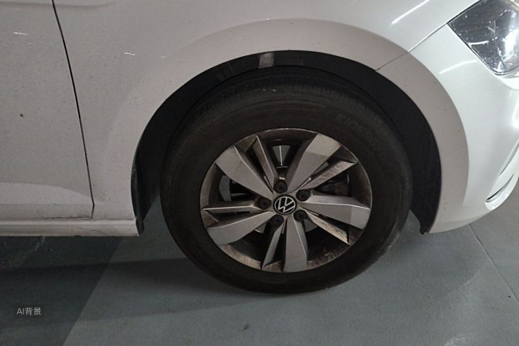 Volkswagen Polo 2022 car image #9