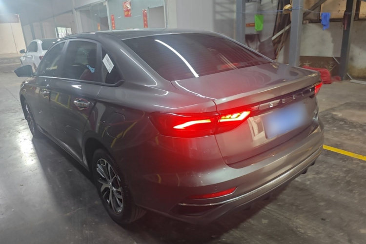 GEELY Emgrand 2024 #5 GEELY Emgrand 2024 image de voiture #5