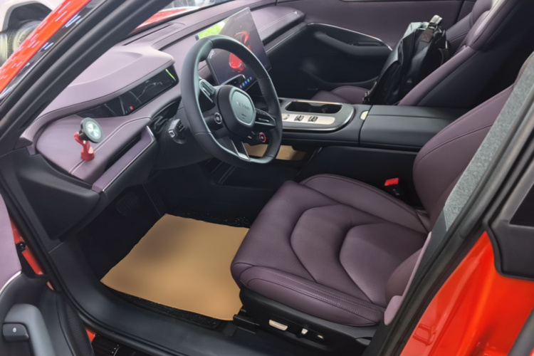 MI SU7 2025 car image #15