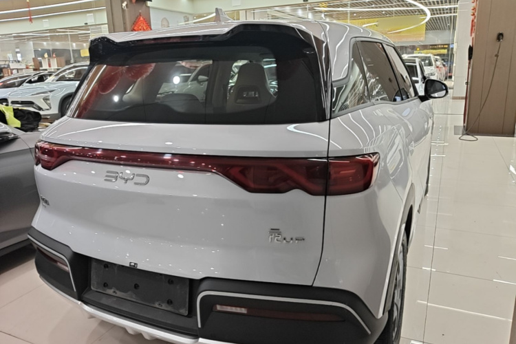 BYD YuanUP 2024 #5 BYD YuanUP 2024 immagine di auto #5
