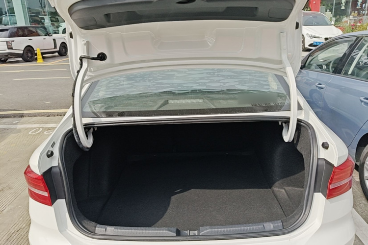 Volkswagen Lavida 2019 #19 Volkswagen Lavida 2019 car image #19