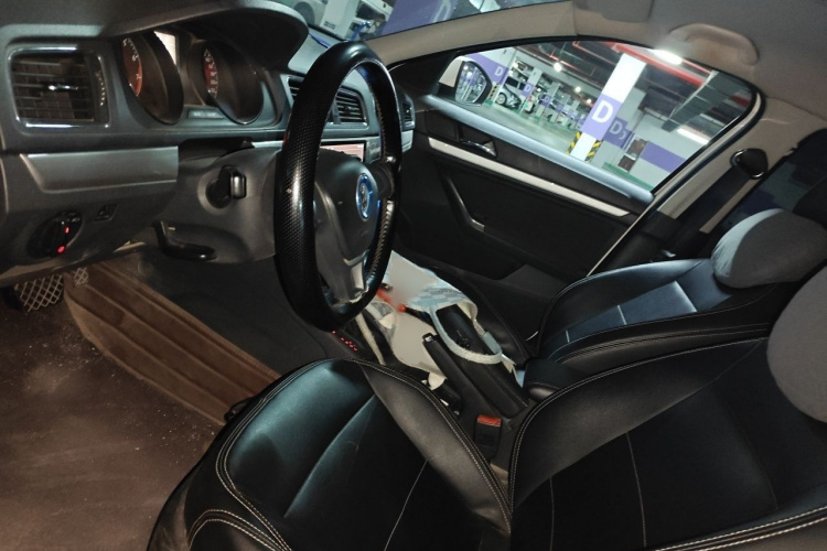 Volkswagen Lavida 2017 #19 Volkswagen Lavida 2017 car image #19