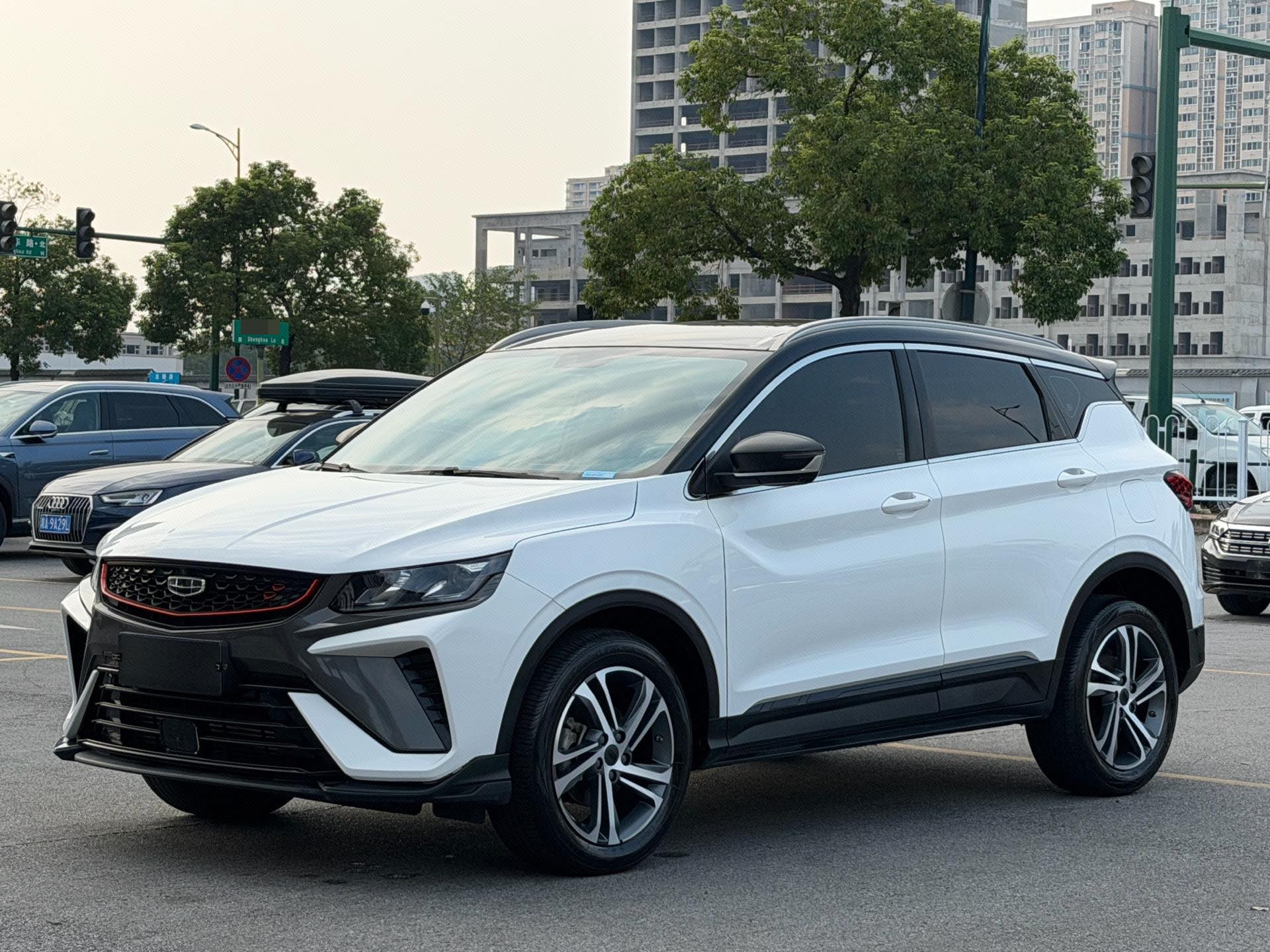 GEELY Coolray 2022 car image 