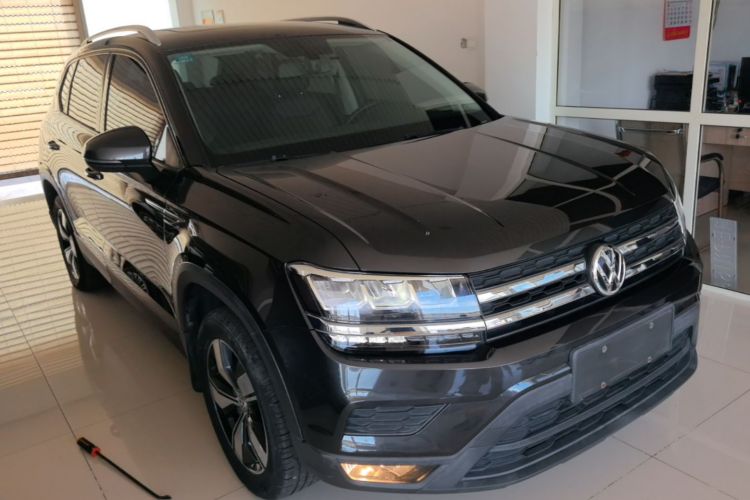 Volkswagen Tharu 2018 car image #4