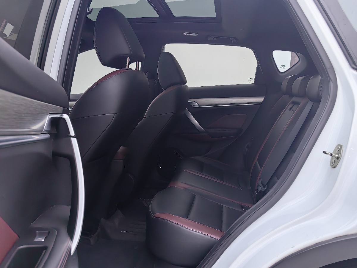 GEELY Coolray 2019 immagine di auto #4