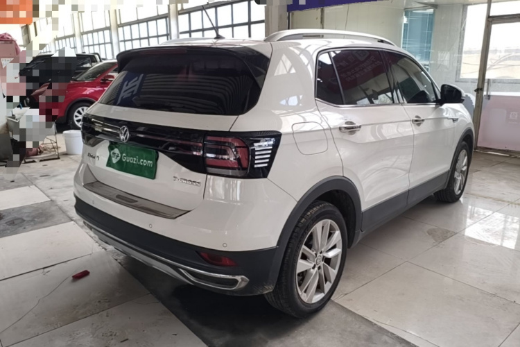 Volkswagen T-Cross 2020 car image #5