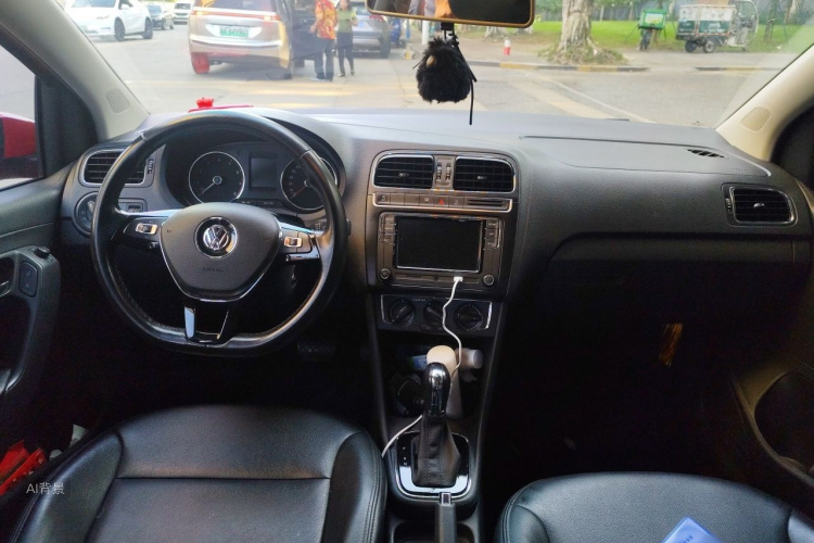 Volkswagen Polo 2018 #11 Volkswagen Polo 2018 car image #11