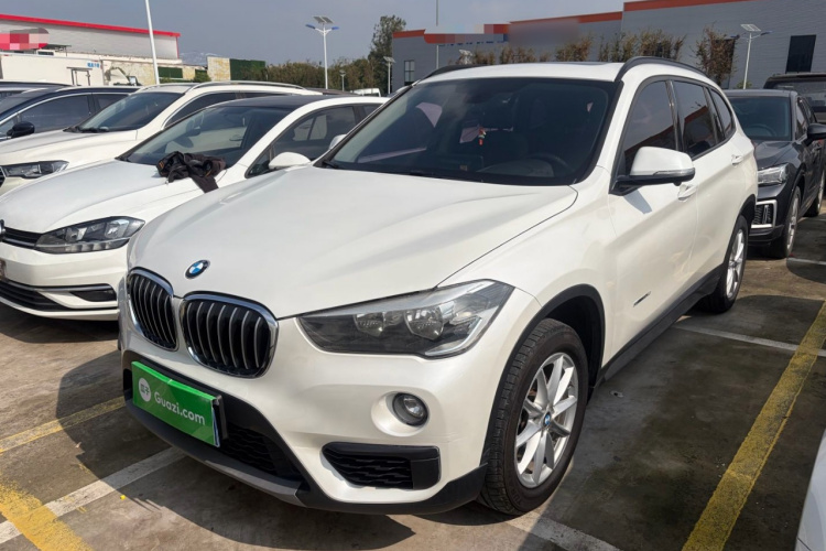 BMW X1 2017 #2 BMW X1 2017 صورة سيارة #2