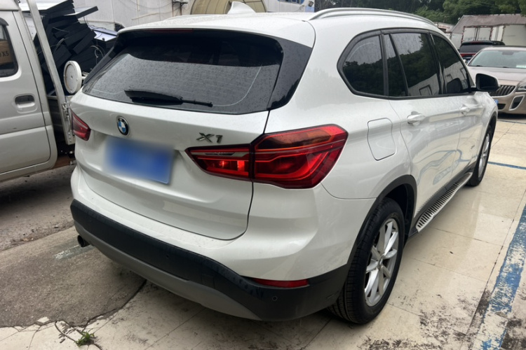 BMW X1 2018 #5 BMW X1 2018 car image #5