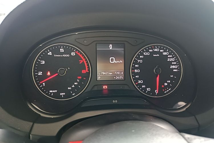 Audi A3 2019 immagine di auto #12