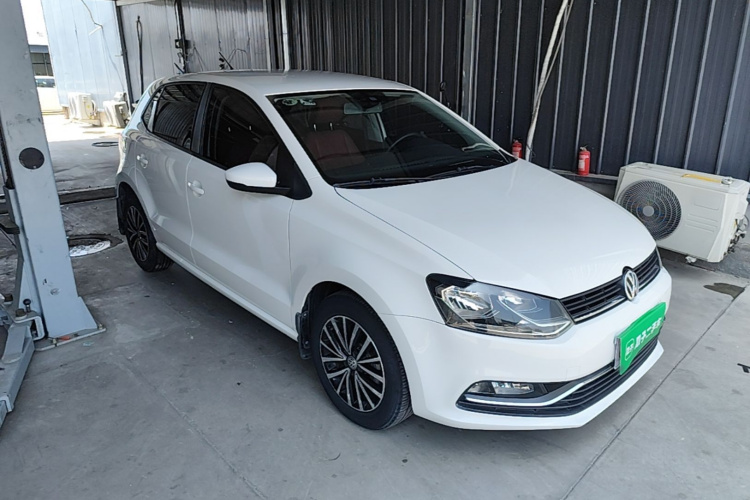 Volkswagen Polo 2015 #6 Volkswagen Polo 2015 immagine di auto #6
