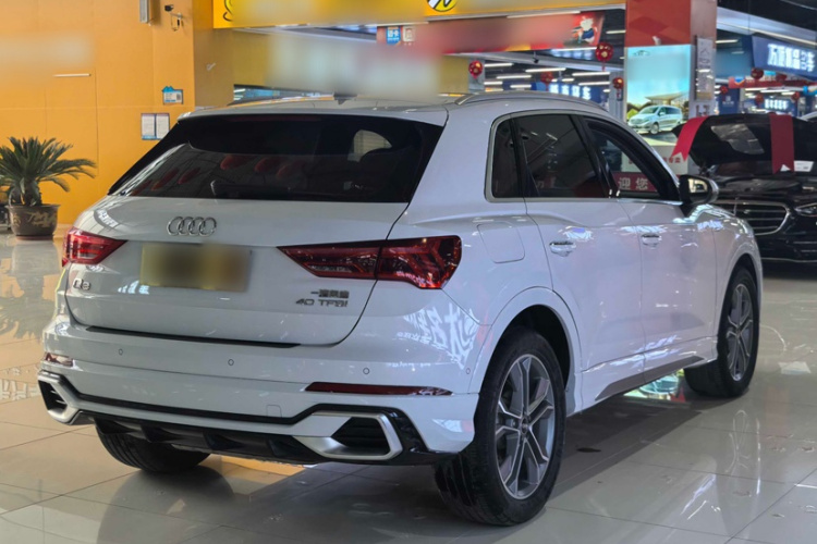 Audi Q3 2024 #7 Audi Q3 2024 car image #7