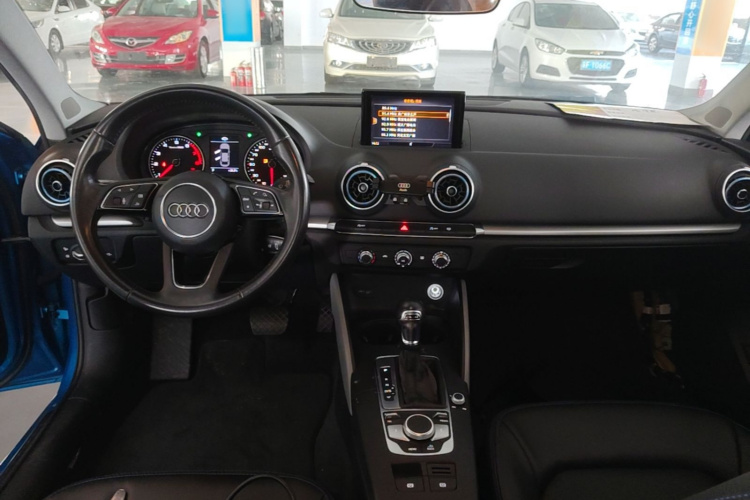 Audi A3 2018 #10 Audi A3 2018 car image #10