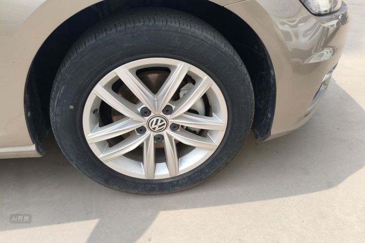 Volkswagen Golf 2019 изображение автомобиля #9