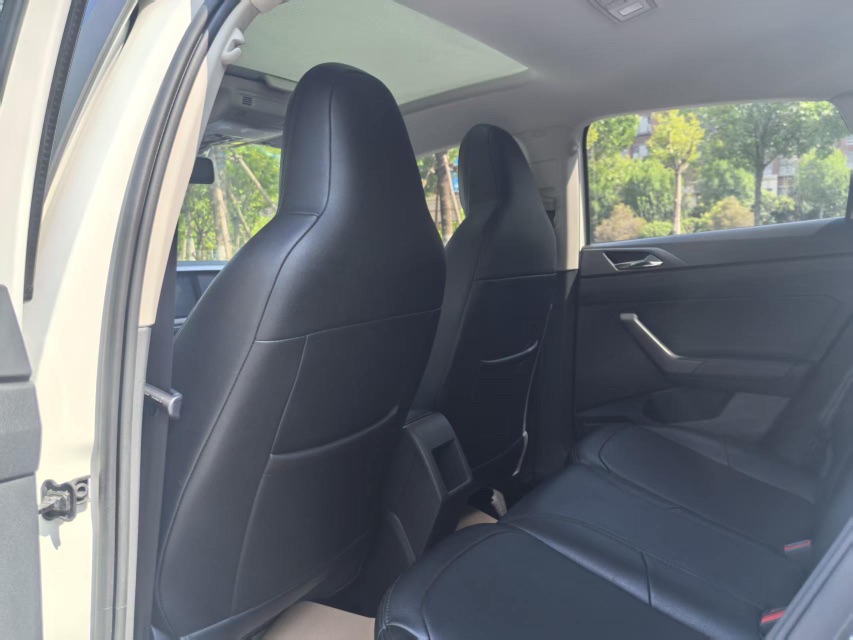 Volkswagen Polo 2020 car image #4