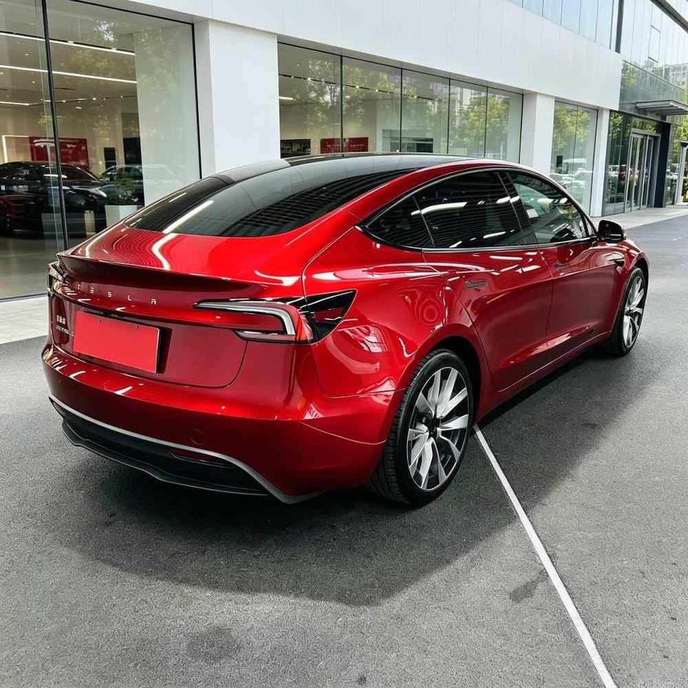 Tesla Model 3 2024 car image #6