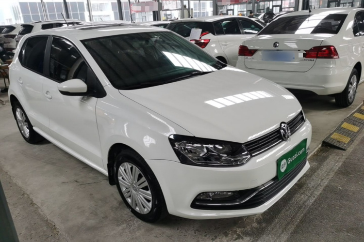 Volkswagen Polo 2017 car image #6