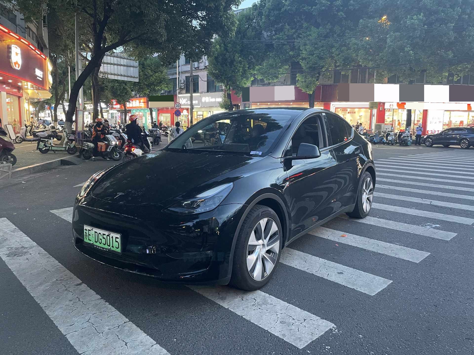 Tesla Model Y 2022 car image 