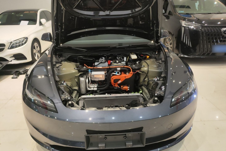 Tesla Model 3 2024 #20 Tesla Model 3 2024 car image #20