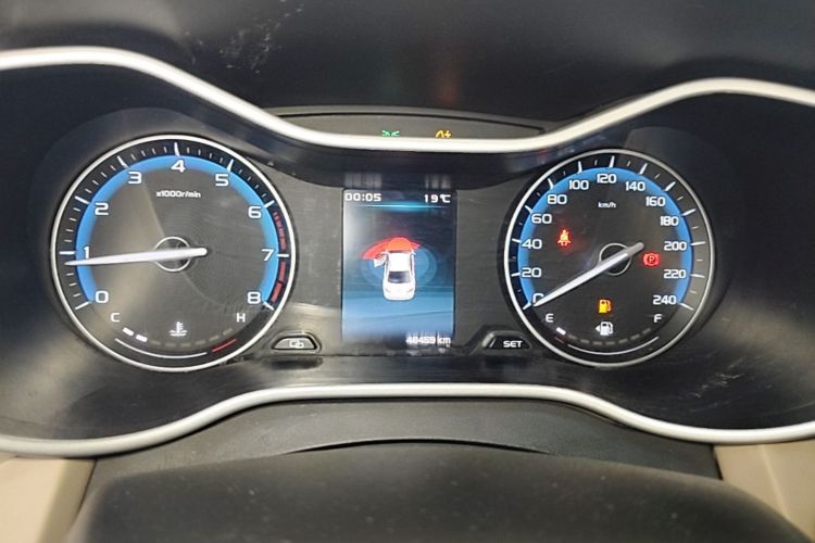GEELY Emgrand 2019 #12 GEELY Emgrand 2019 car image #12