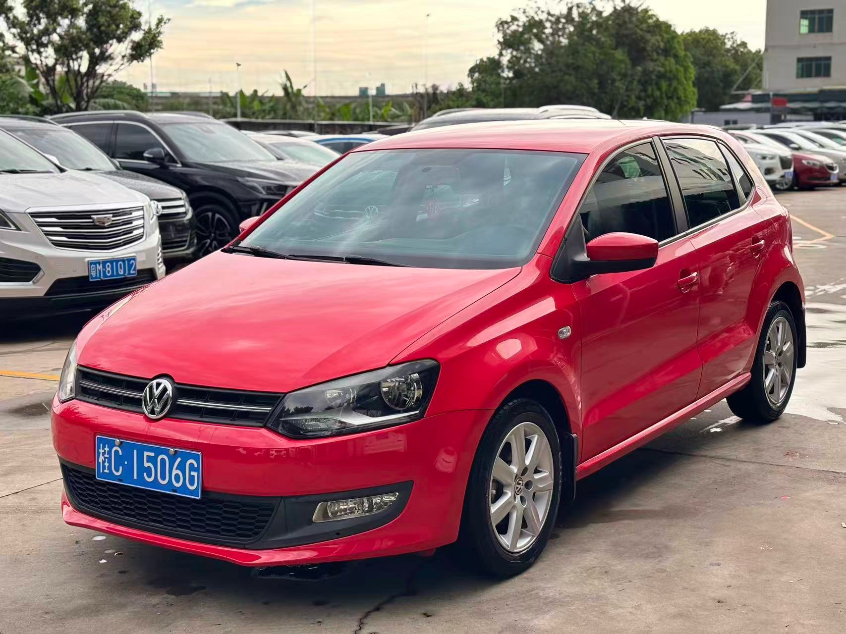 Volkswagen Polo 2014 Volkswagen Polo 2014 car image