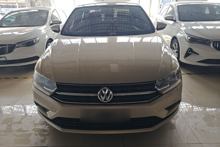 Volkswagen Bora 2019 car image #3