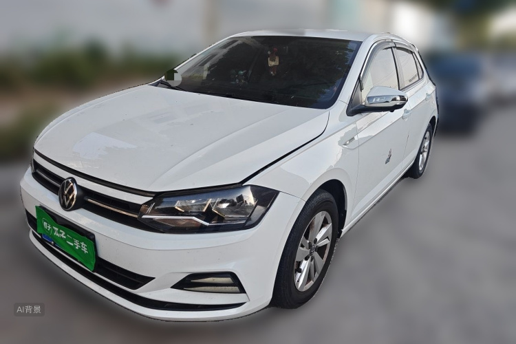 Volkswagen Polo 2023 car image #2