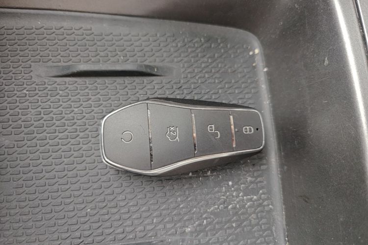 BYD YuanUP 2024 #9 BYD YuanUP 2024 car image #9