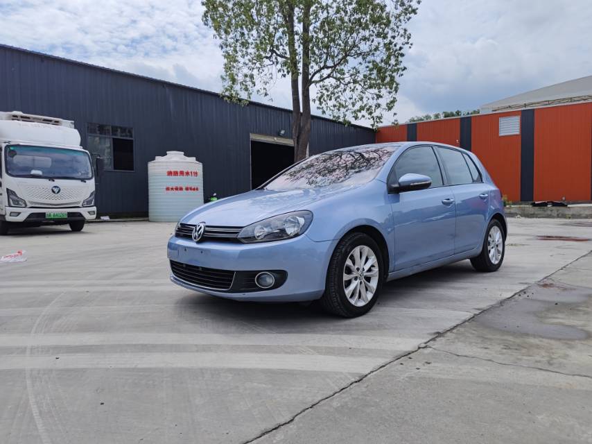 Volkswagen Golf 2013 Volkswagen Golf 2013 car image