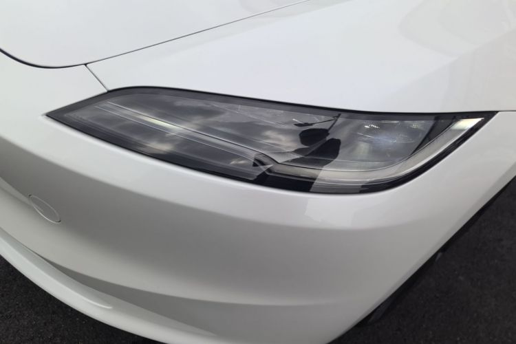 Tesla Model 3 2024 #23 Tesla Model 3 2024 car image #23