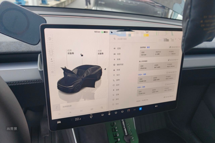 Tesla Model Y 2025 #13 Tesla Model Y 2025 car image #13