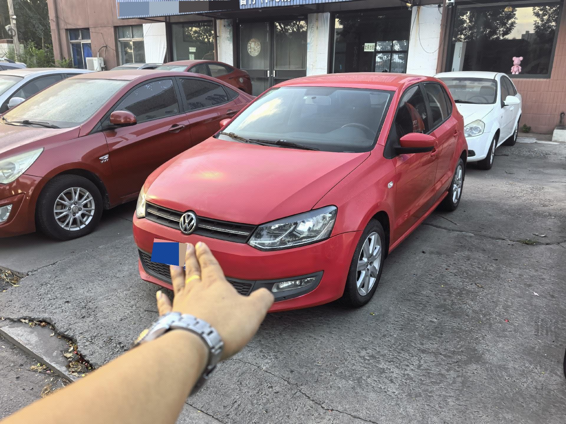 Volkswagen Polo 2013 Volkswagen Polo 2013 car image