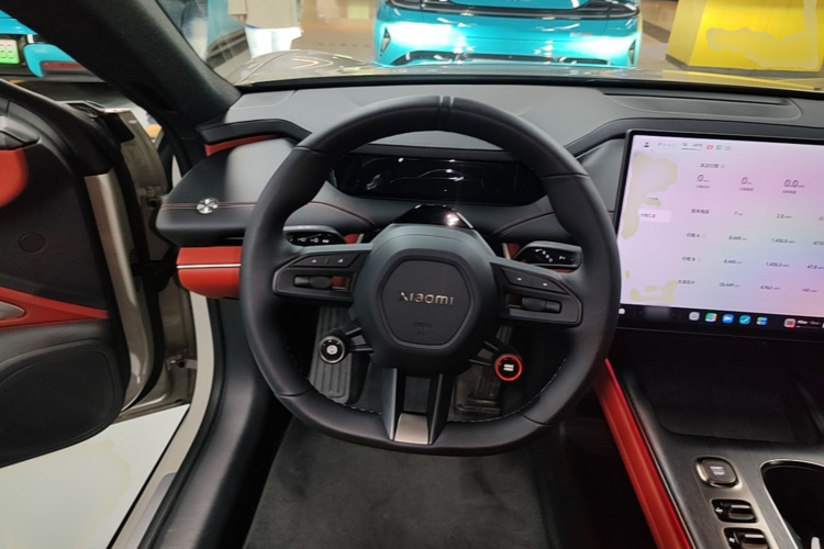 MI SU7 2024 immagine di auto #11