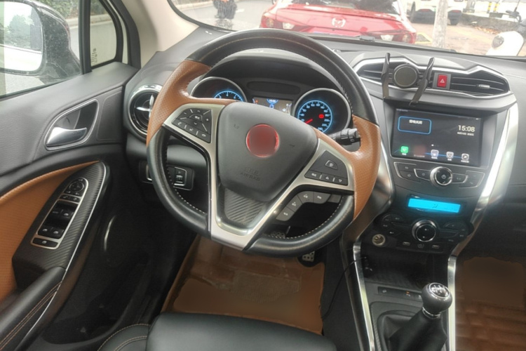 BYD Yuan 2016 #12 BYD Yuan 2016 car image #12