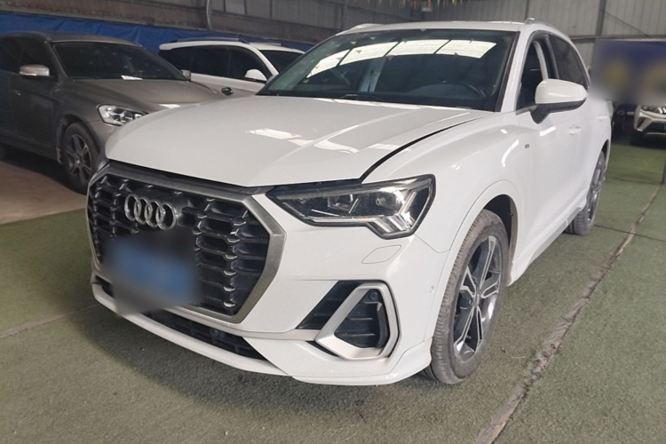 Audi Q3 2021 #2 Audi Q3 2021 car image #2