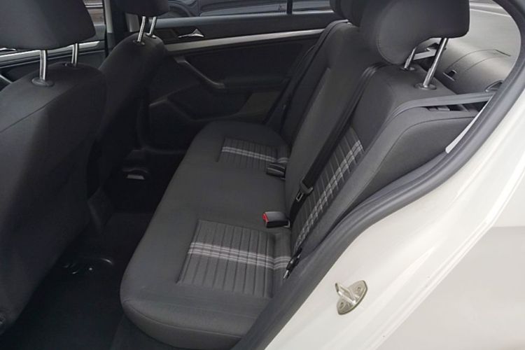 Volkswagen Lavida 2021 car image #17
