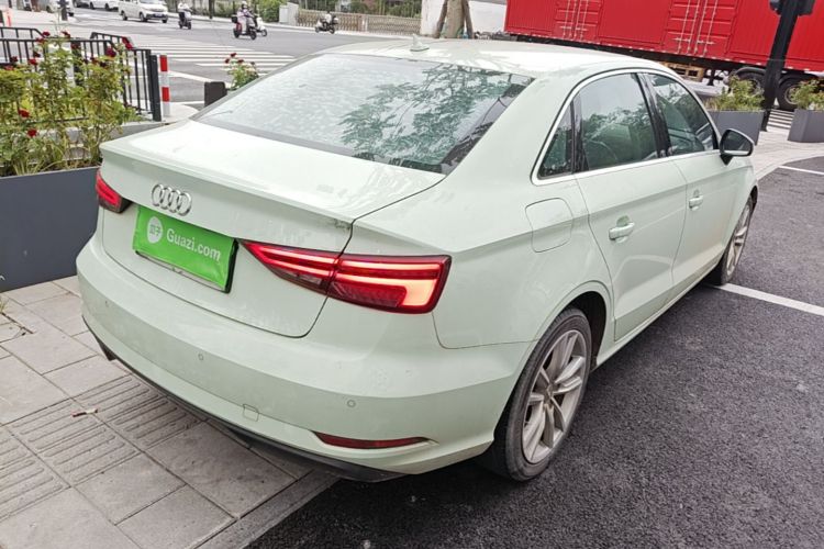 Audi A3 2018 immagine di auto #7