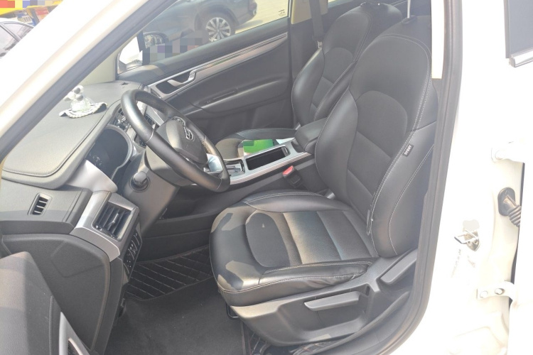 GEELY Emgrand GS 2020 #16 GEELY Emgrand GS 2020 car image #16