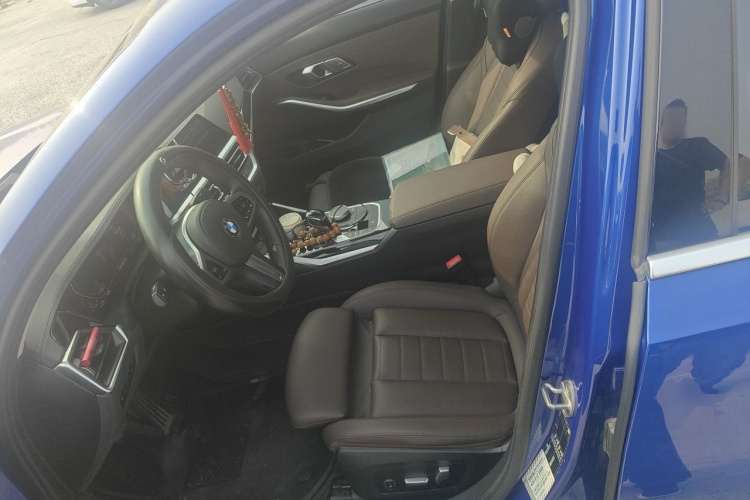 BMW 3 Series 2020 #15 BMW 3 Series 2020 car image #15