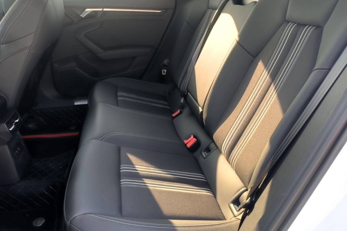 Audi A3 2024 صورة سيارة #13