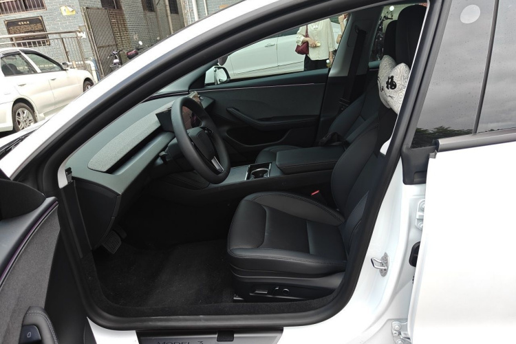 Tesla Model 3 2025 #17 Tesla Model 3 2025 car image #17